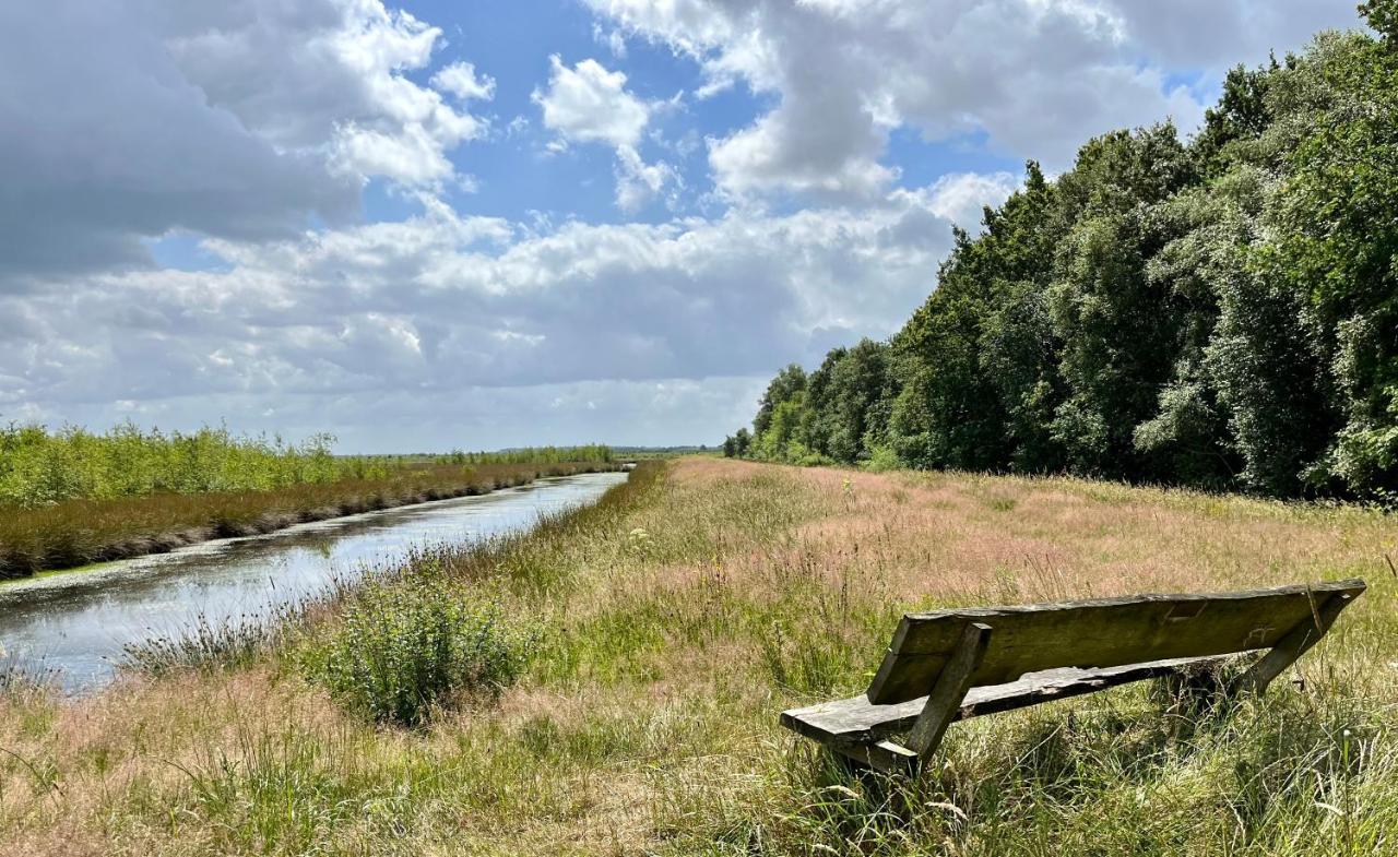 Landzicht Natuur Rust En Ruimte Oosterwolde  Exterior photo
